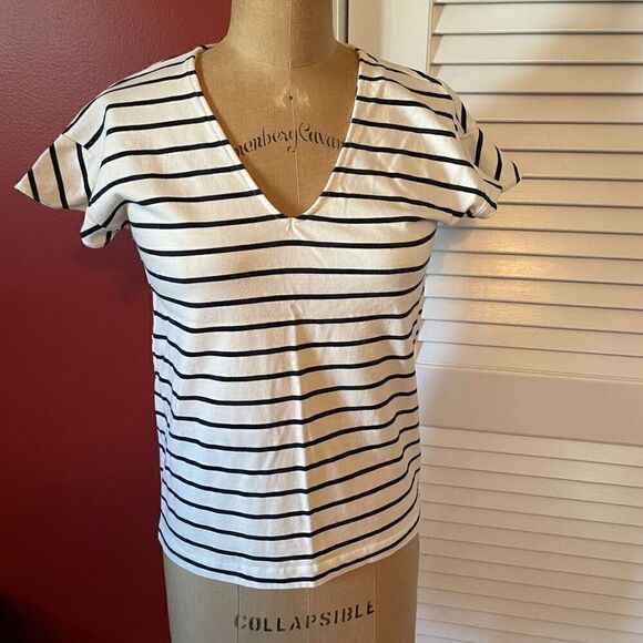 J CREW | black & white stripe short embellished sleeves v neck t XS - Picture 1 of 5